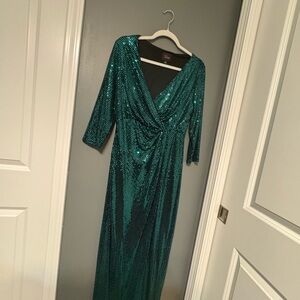 Glamorous Teal Long Sleeve Dress